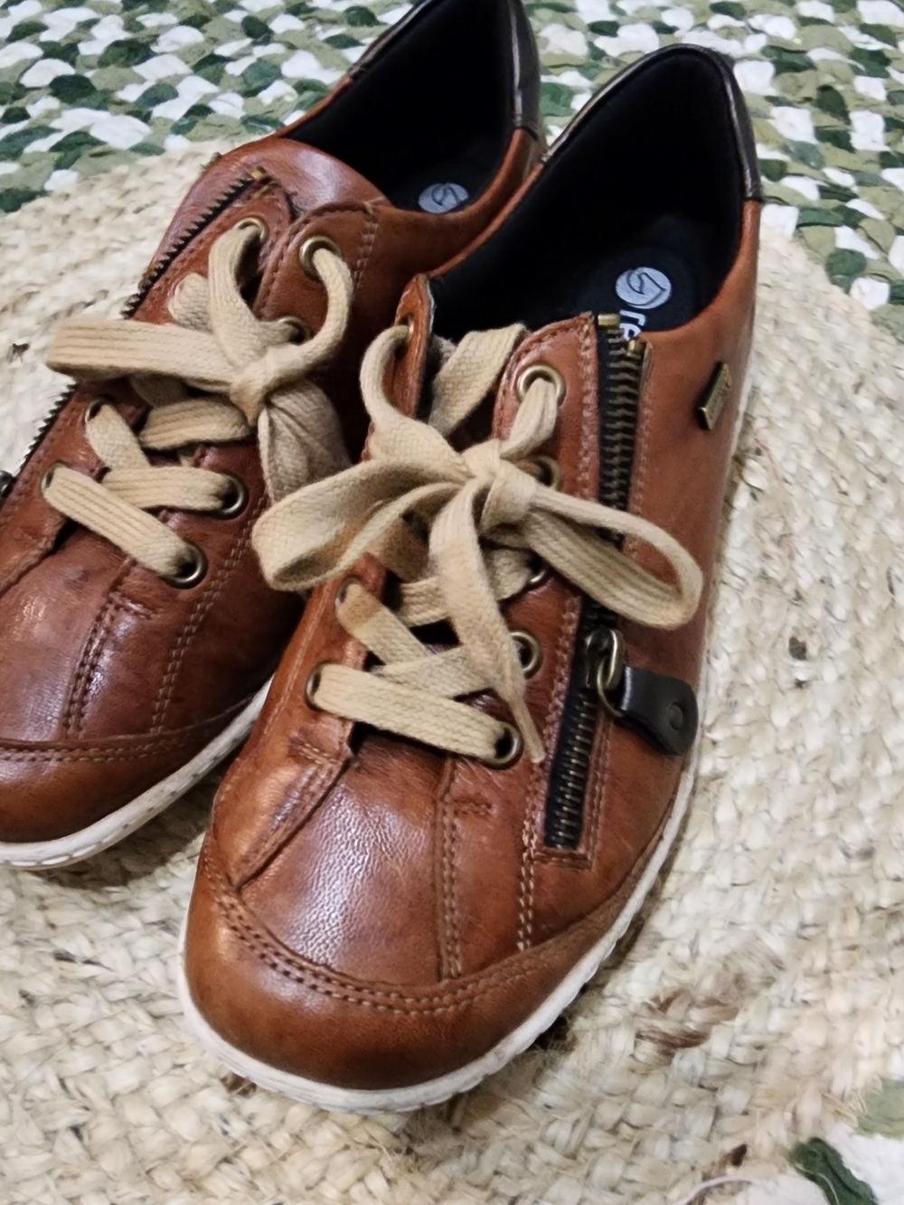 Remonte Brown Leather Lace-Up Sneakers with Side Zipper